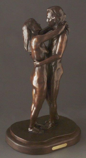 Arye Shapiro, figurative sculpture, figure sculpture, figurative fine art sculpture, human form sculpture, human sculpture, realistic figure sculpture, realistic figurative sculpture